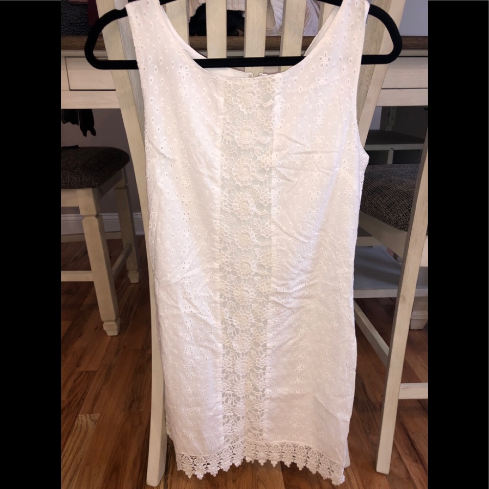 NWT white above the knee dress size small